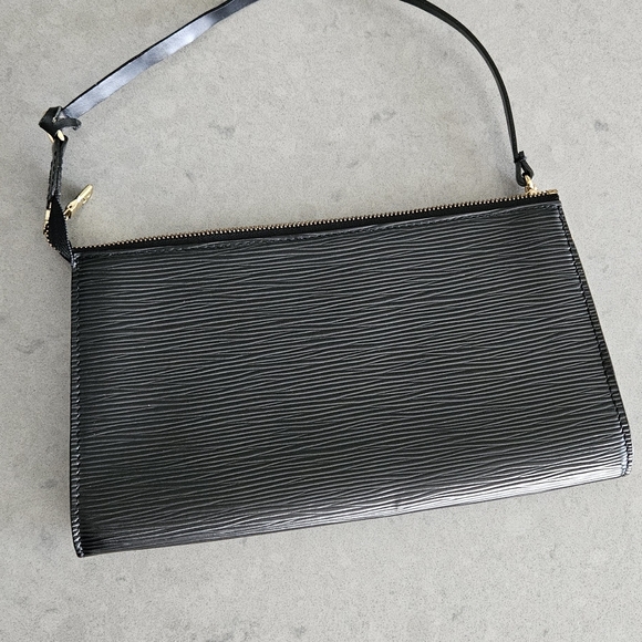 🚫SOLD🚫 Vintage epi leather pochette accessories - Picture 7 of 11
